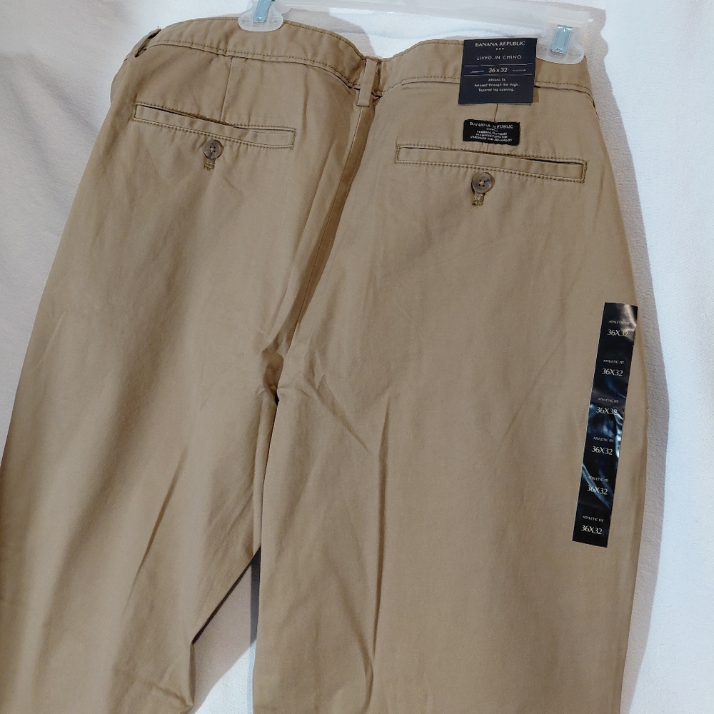 Banana Republic Athletic Fit Khaki Pants - Picture 4 of 8